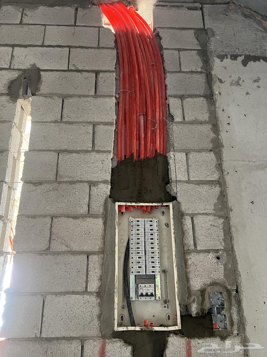 Building Electrician64572752829698112