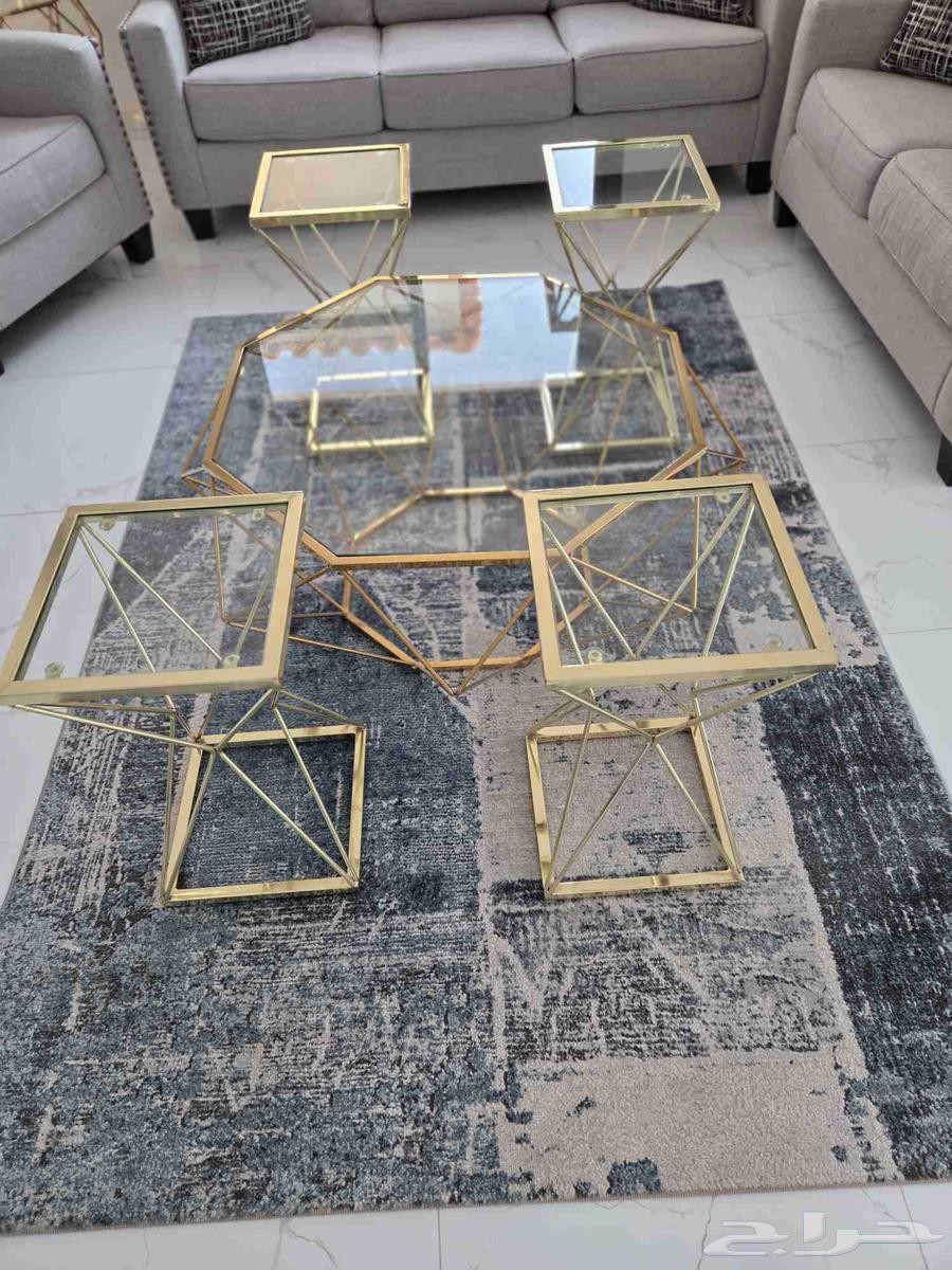 طاولات خدمه فخمه من شركة ميداس وكرسي من ايكيا64563421374979112