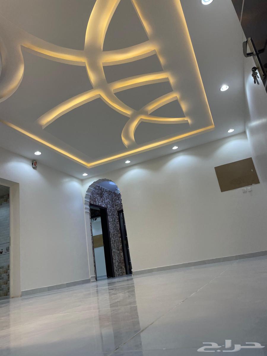 شقه للايجار المخواه المكيفات راكبه خلف قصر الجزيره64563282076545110