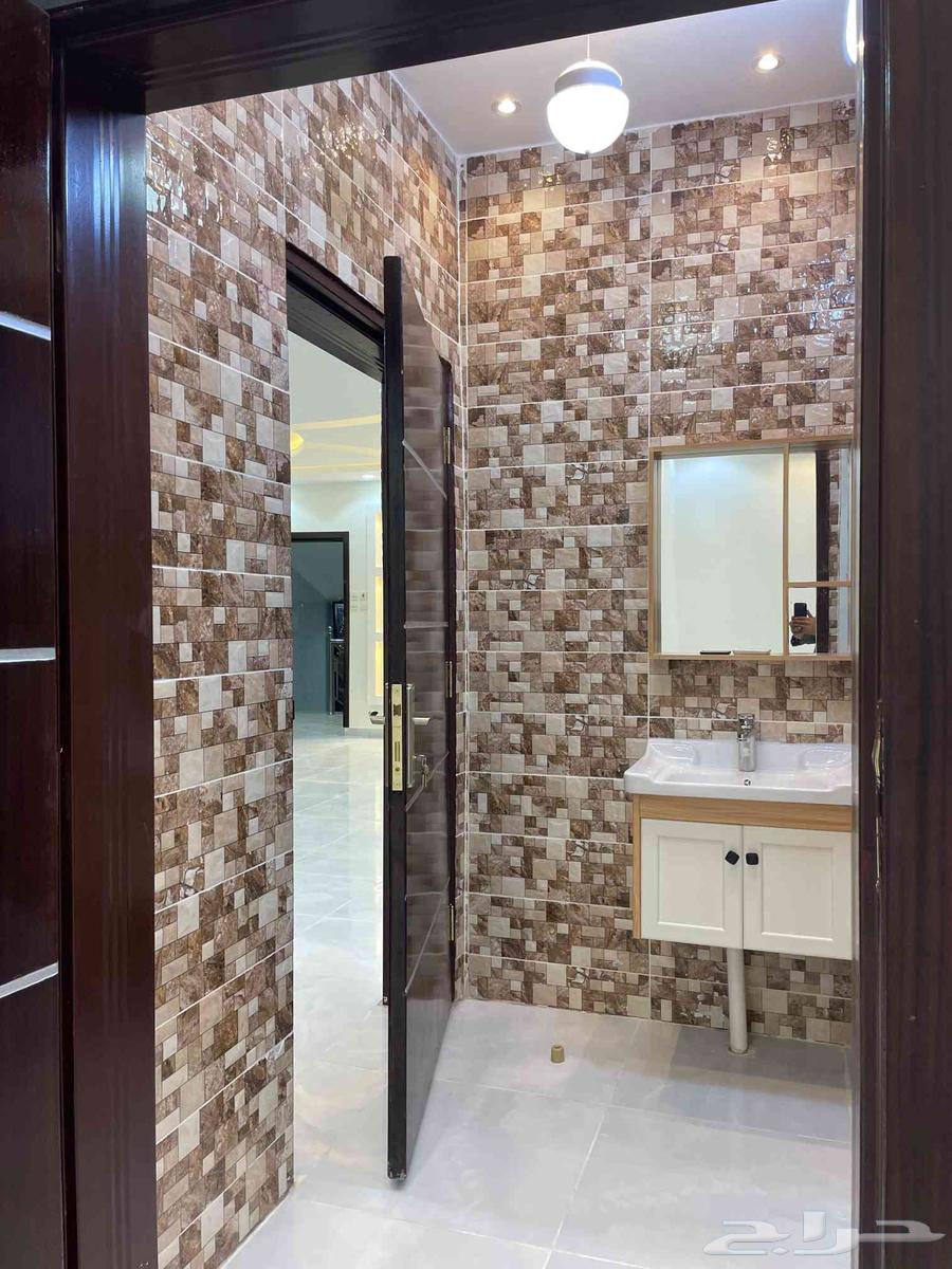 شقه للايجار المخواه المكيفات راكبه خلف قصر الجزيره64563282076545113