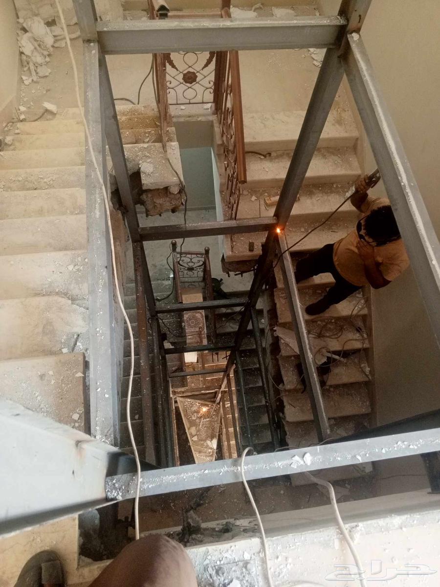 Teacher's Workshop - Qasim Qa'id Sa'id Ali64563298776449111