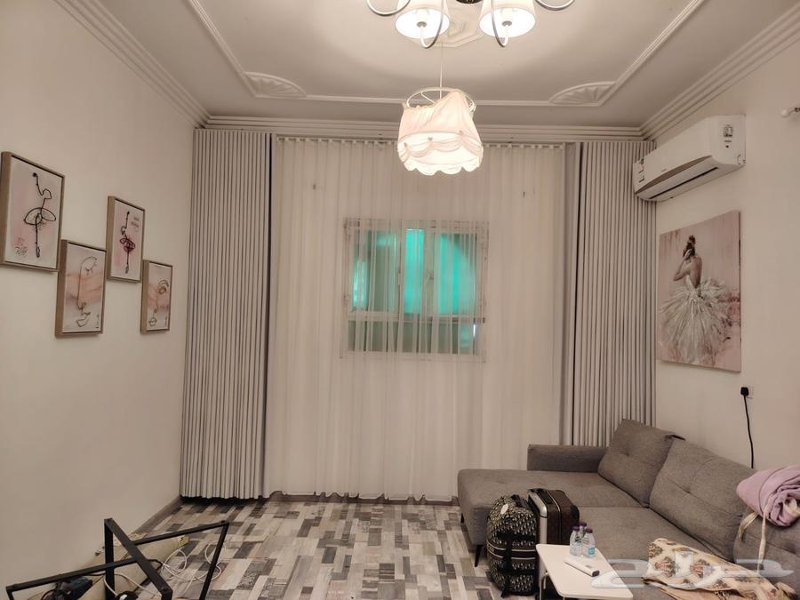 تنجيد لتفصيل جميع انواع الكنب والمجالس ويوجد تفصيل ستائر64572819253890112