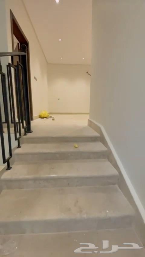 للبيع فلل تاون هاوس موقع مميز بدرة المنسك64572767622274114