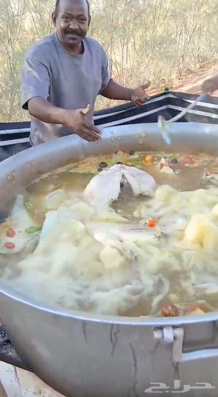 A cook for small and large events64563422477058111