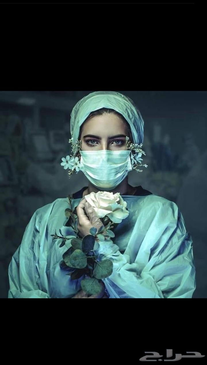 ممرضين وممرضات ومرافقين لكبار السن في المستشفى او في المنزل64572786472962110