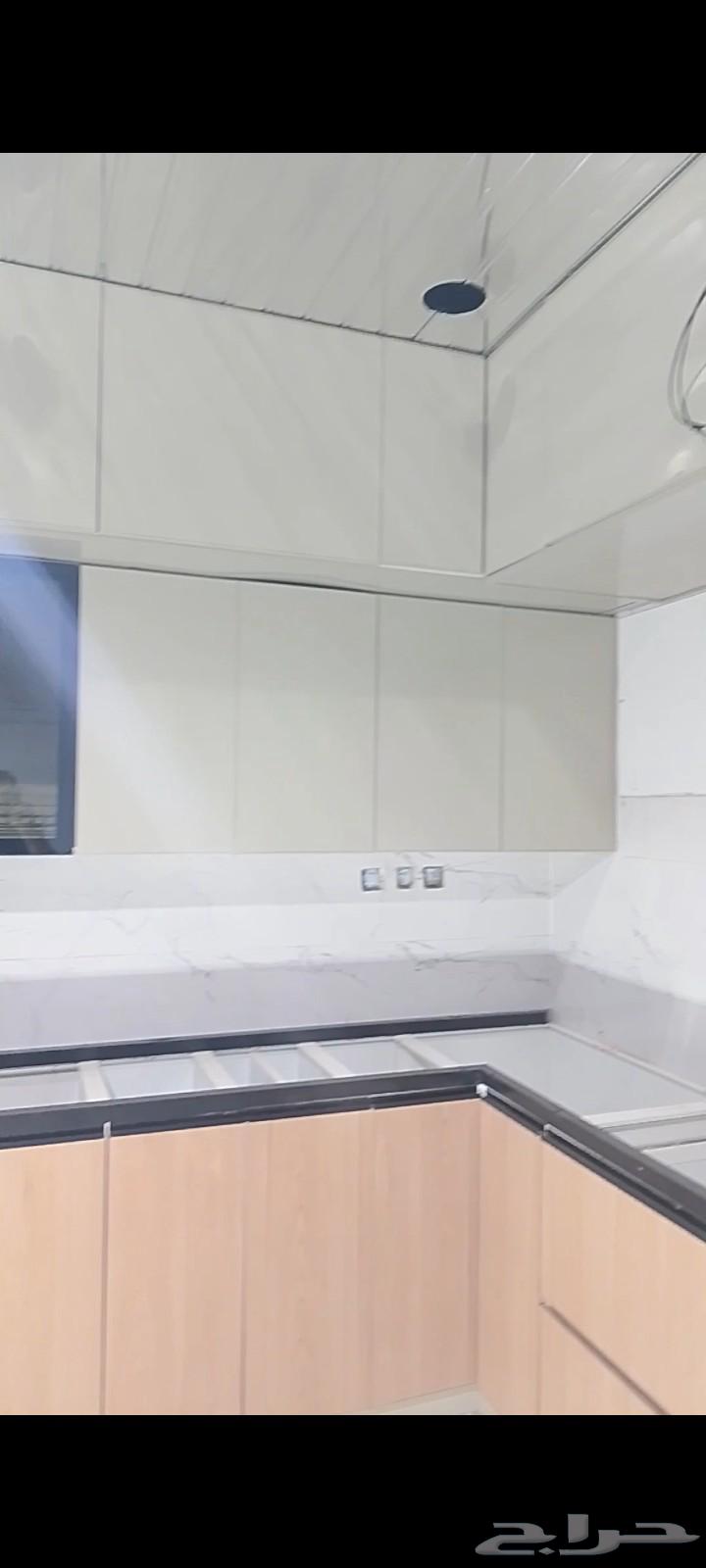 زجاج عادي   دبل   سكريت   المنيوم   مطابخ64572736822915112