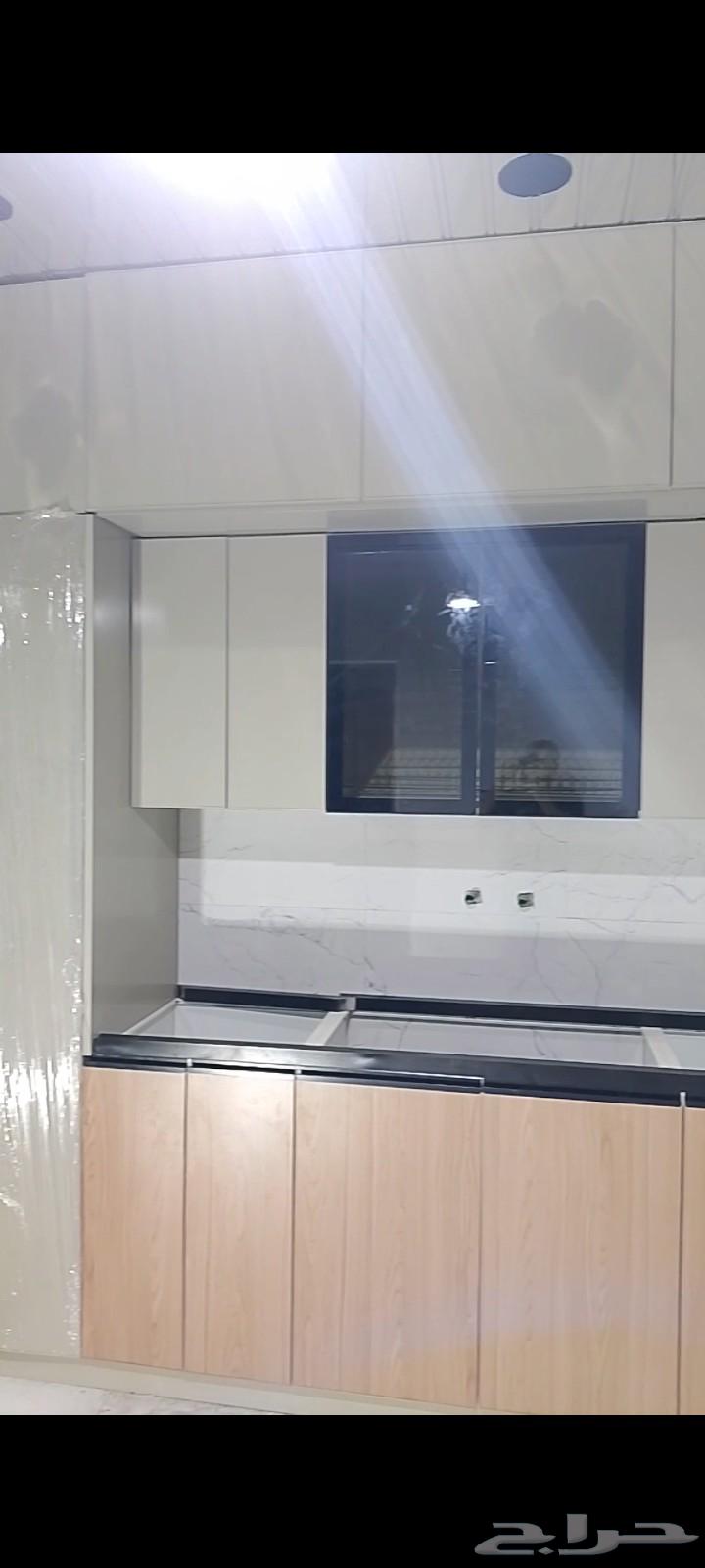 زجاج عادي   دبل   سكريت   المنيوم   مطابخ64572736822915113