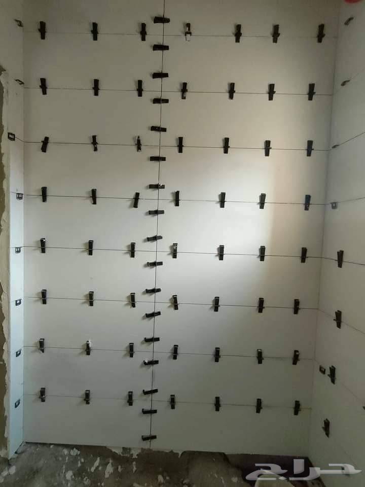 Ceramic, porcelain tile and marble master and swimming pool technician64582297576451112