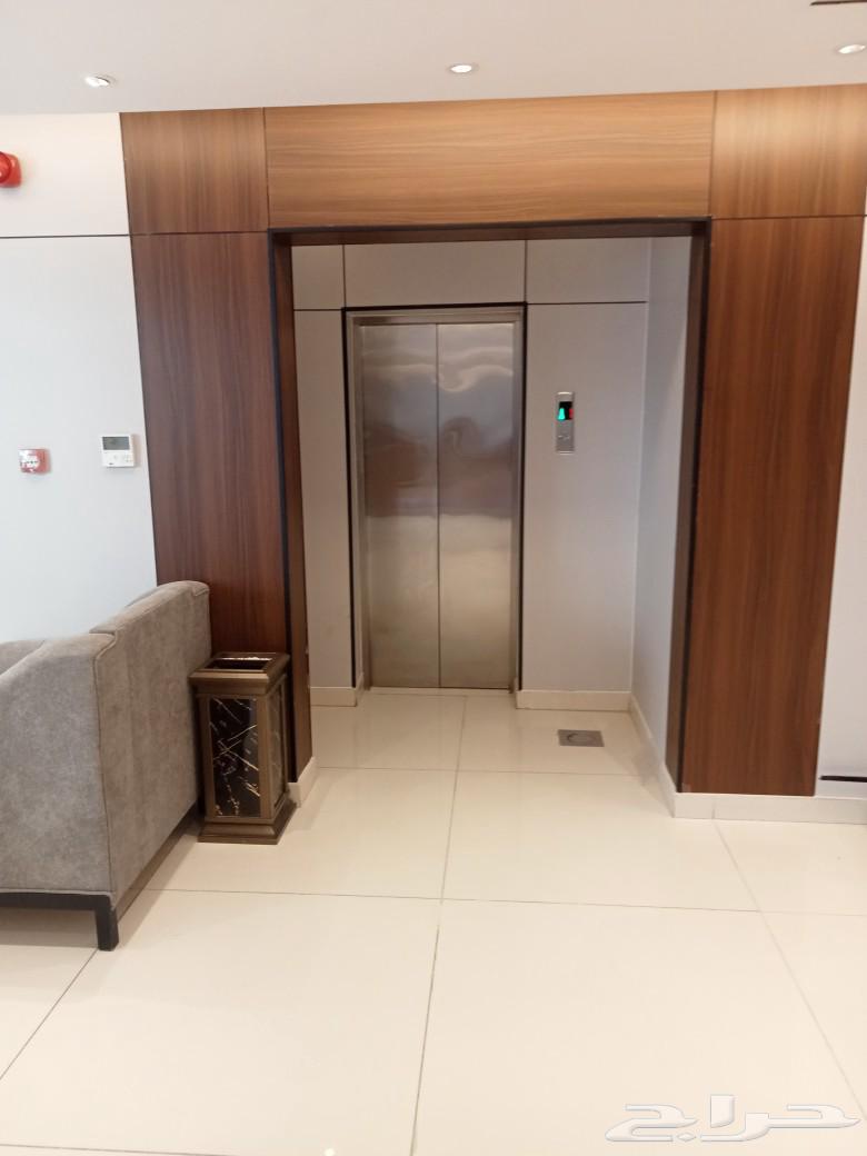 فك وتركيب باركيه تركيب شيبورد وبديل الرخام وتكسيات64563438170497112