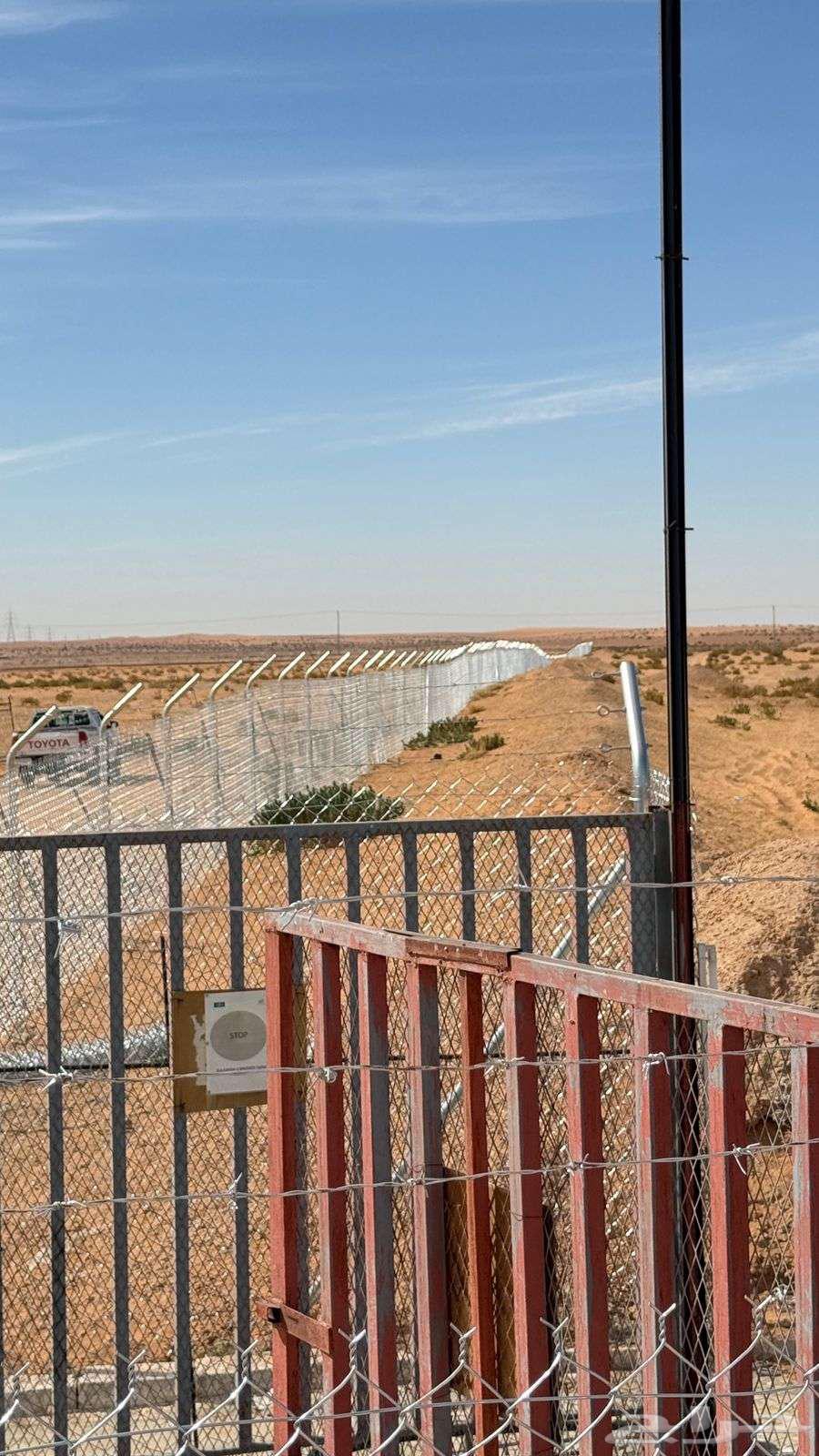 شبوك المزارع والملاعب64572868568578112