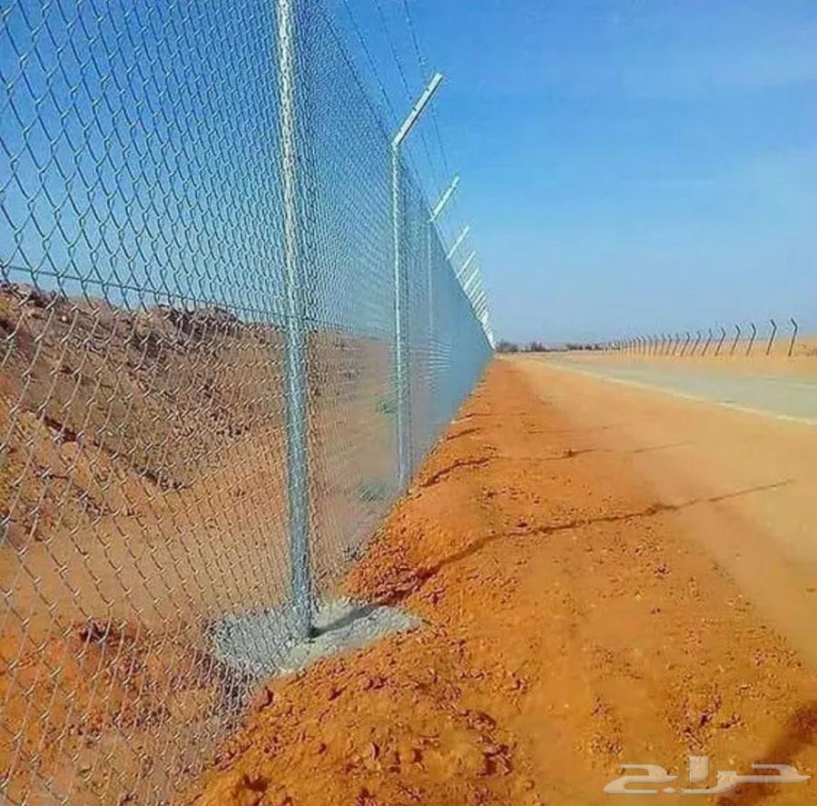 Supply and installation of fences of all types in all areas of the Kingdom64570682371457110