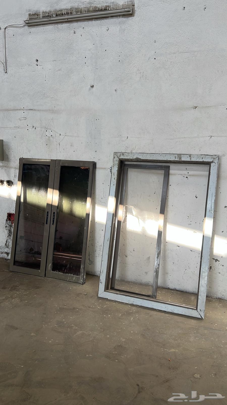 Iron door, aluminum window, desert air conditioner, plastic tank64572965850114112