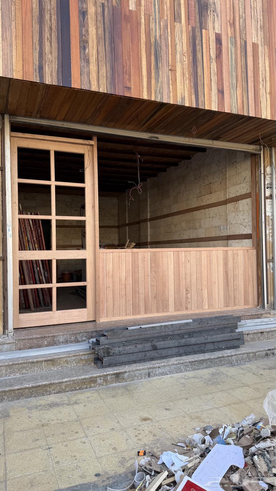 نجار محترف لتنفيذ كافة الأعمال الخشبية64572950622211111