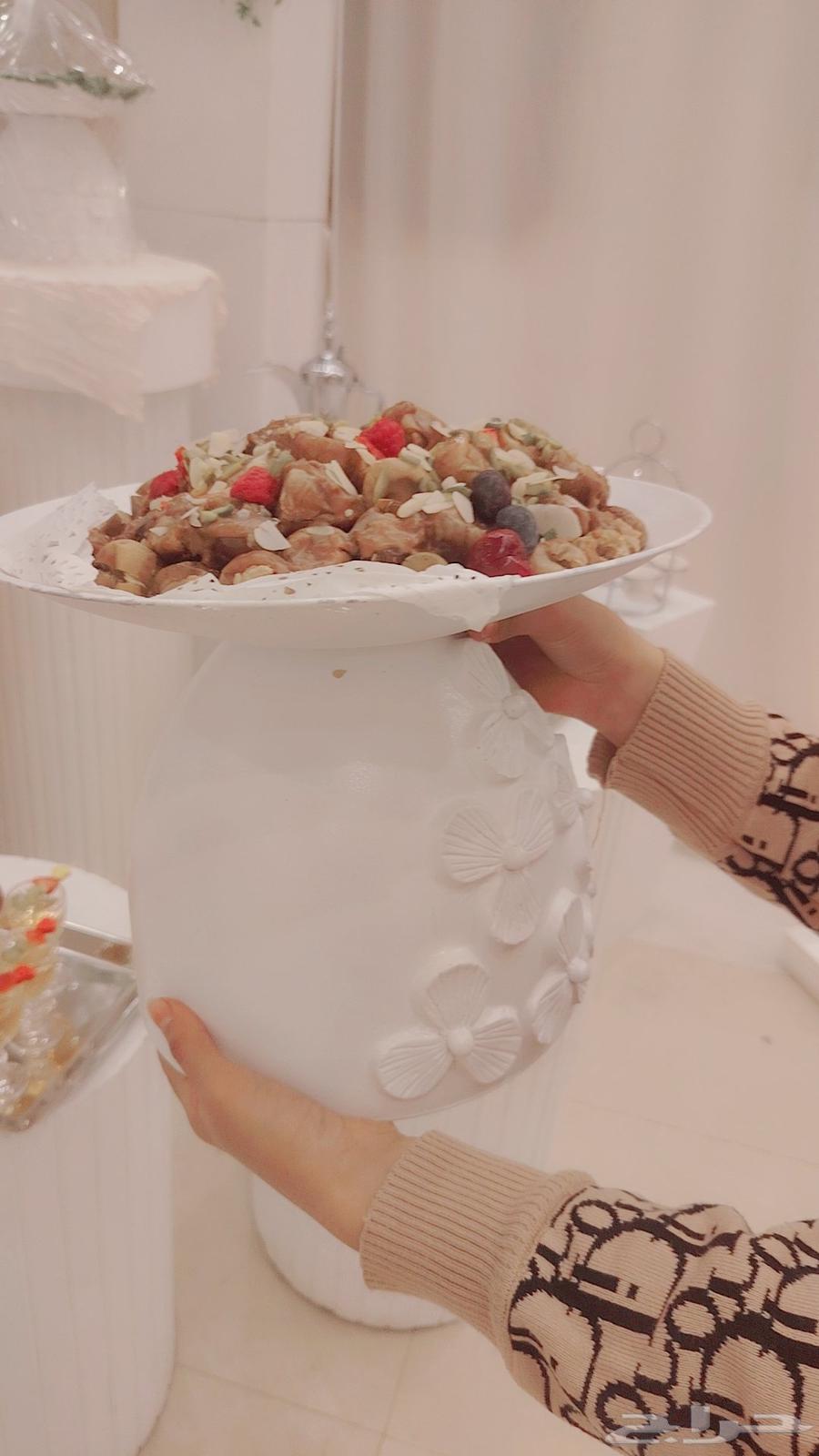 مضيفات زواجات ومناسبات الباحه64582595996931111