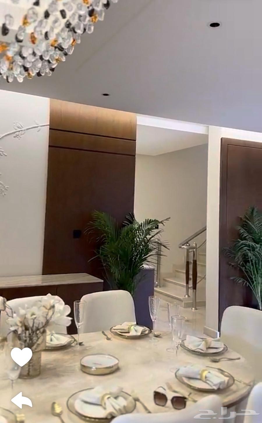 Detailing decorative buffet tables, entrances, room decorations, etc. .. for contact64582518413570112