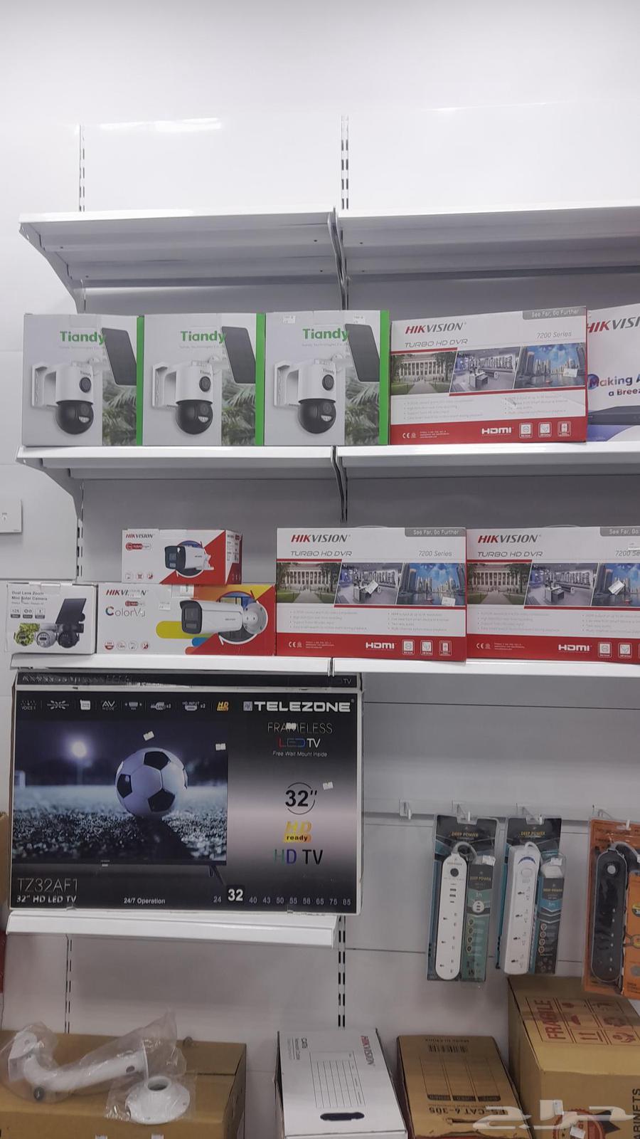 مهندس كاميرات مراقبة شبكات انترنت انتركوم64582597095299113