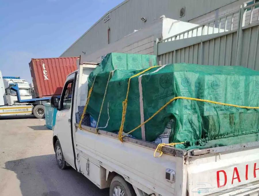 Vegetable and furniture loading trucks within and outside Jeddah64572933175937110