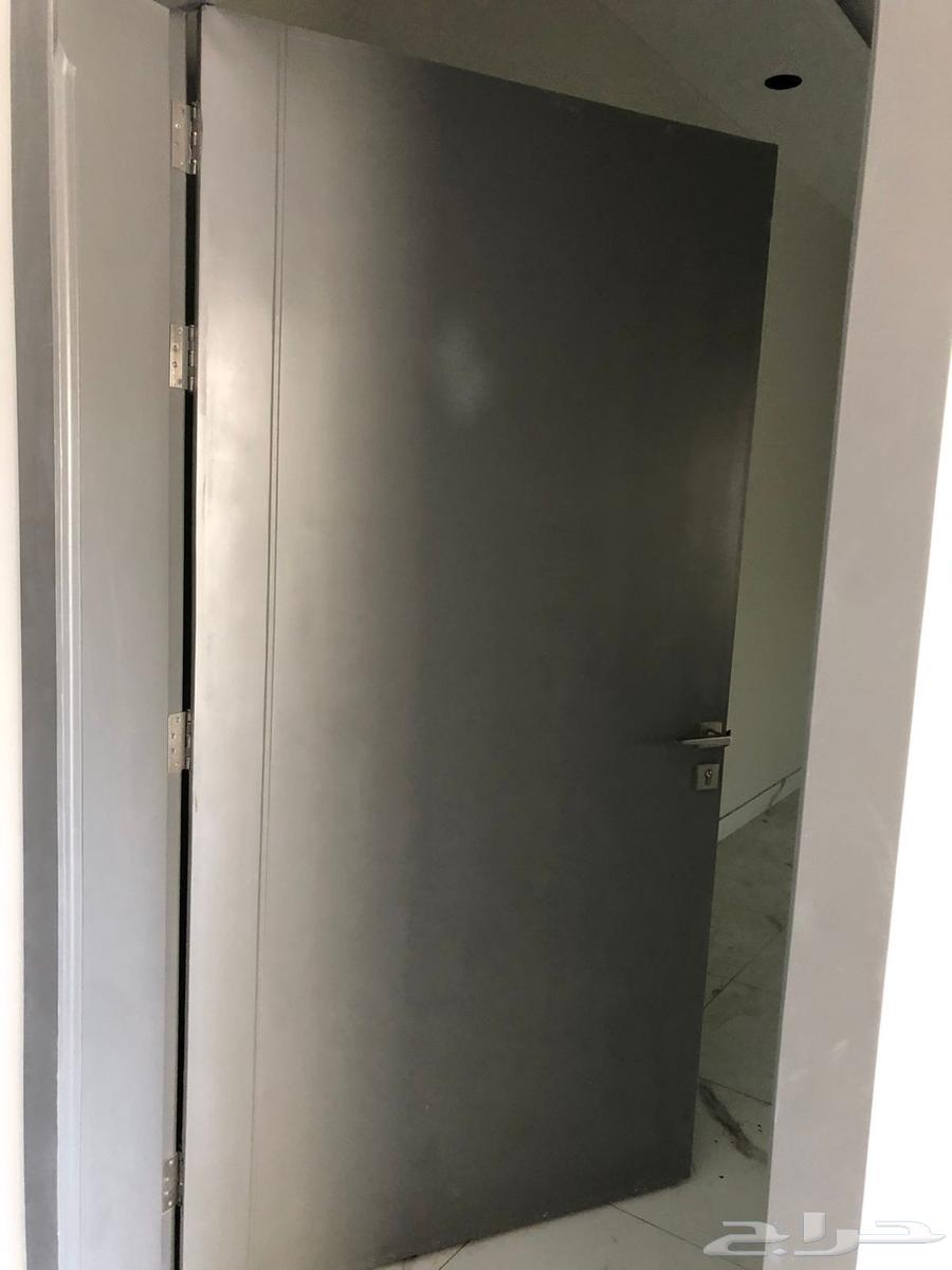 انا معلم بويا داخلي خارجي ورق جدران بويا سيارات ھق بيبان الط64582438045314111