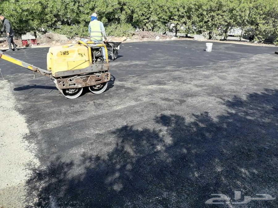 Specialist in asphalt road works, surface dressing, and interlock installation64582612252801113