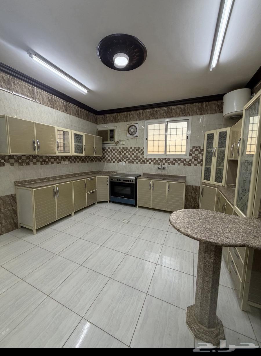 للاجار شقة البكيرية حي بدر راكب تكييف ومطبخ64582387220737113