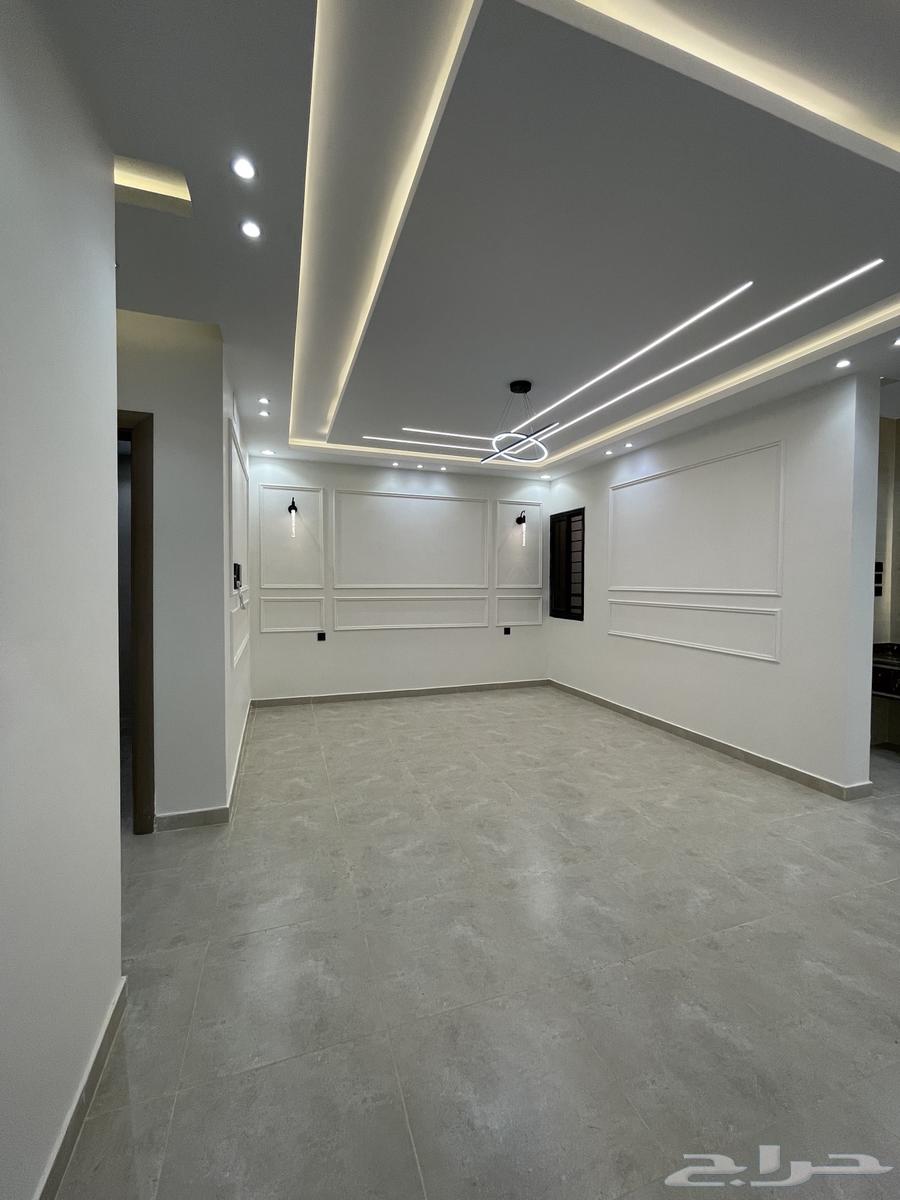 للبيع شقه مودرن دور علوي مع سطح خاص غرب الخميس ب 520 الف64572801547267110