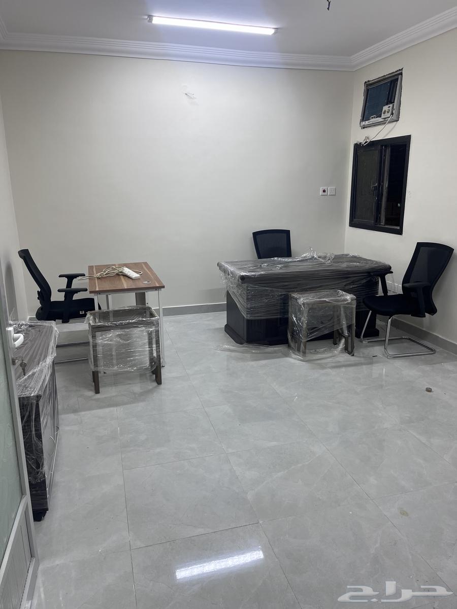 نجار ينبع64572950489474112