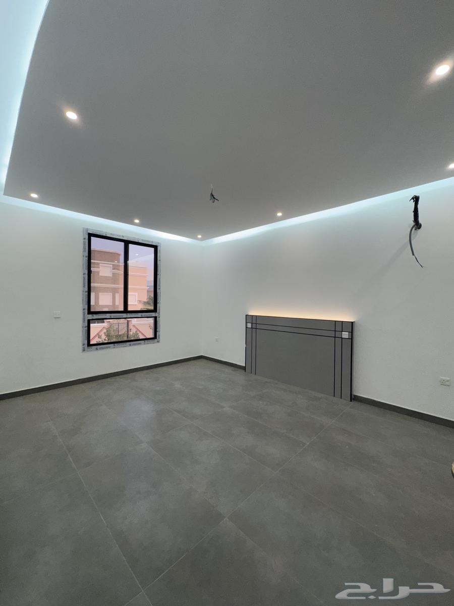 Renovated first floor for rent64582420381570113