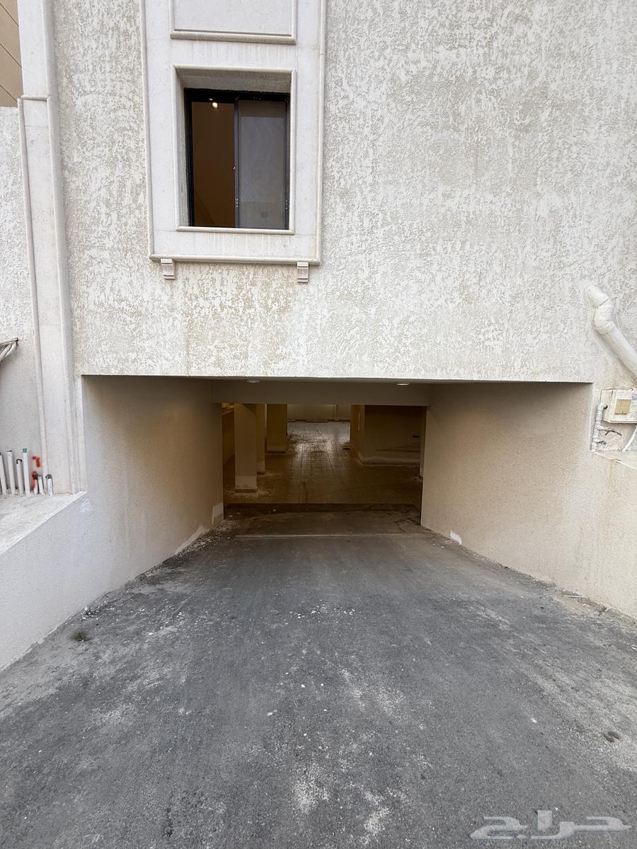 للبيع شقه دوبلكس تشطيب VIP في ابها حي المنسك64572784921347112