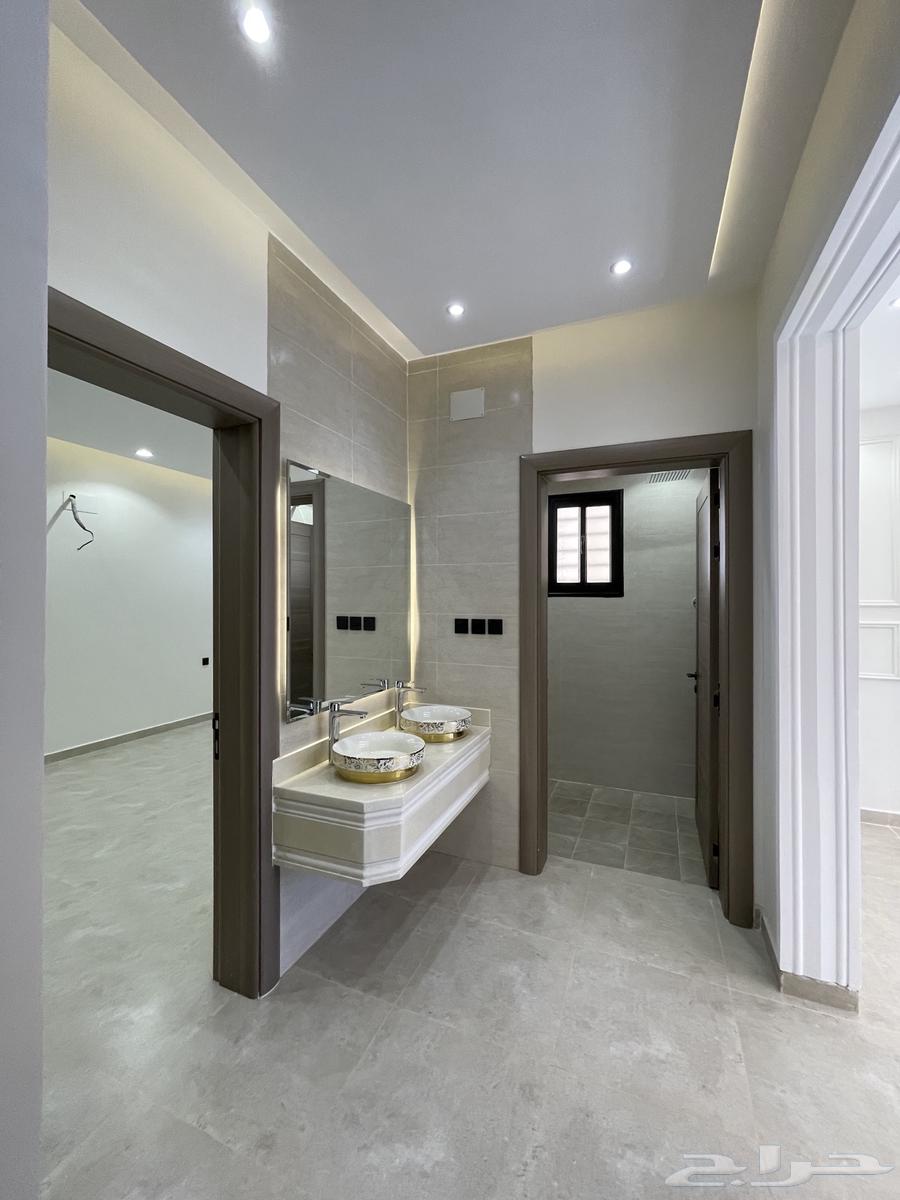 للبيع شقه مودرن دور علوي مع سطح خاص غرب الخميس ب 520 الف64572801547267112