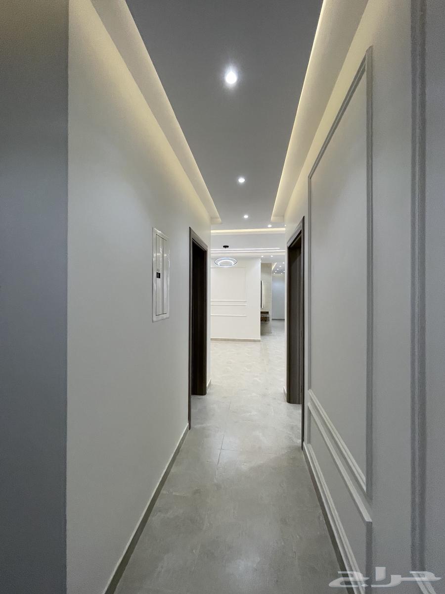 للبيع شقه مودرن دور علوي مع سطح خاص غرب الخميس ب 520 الف64572801547267114