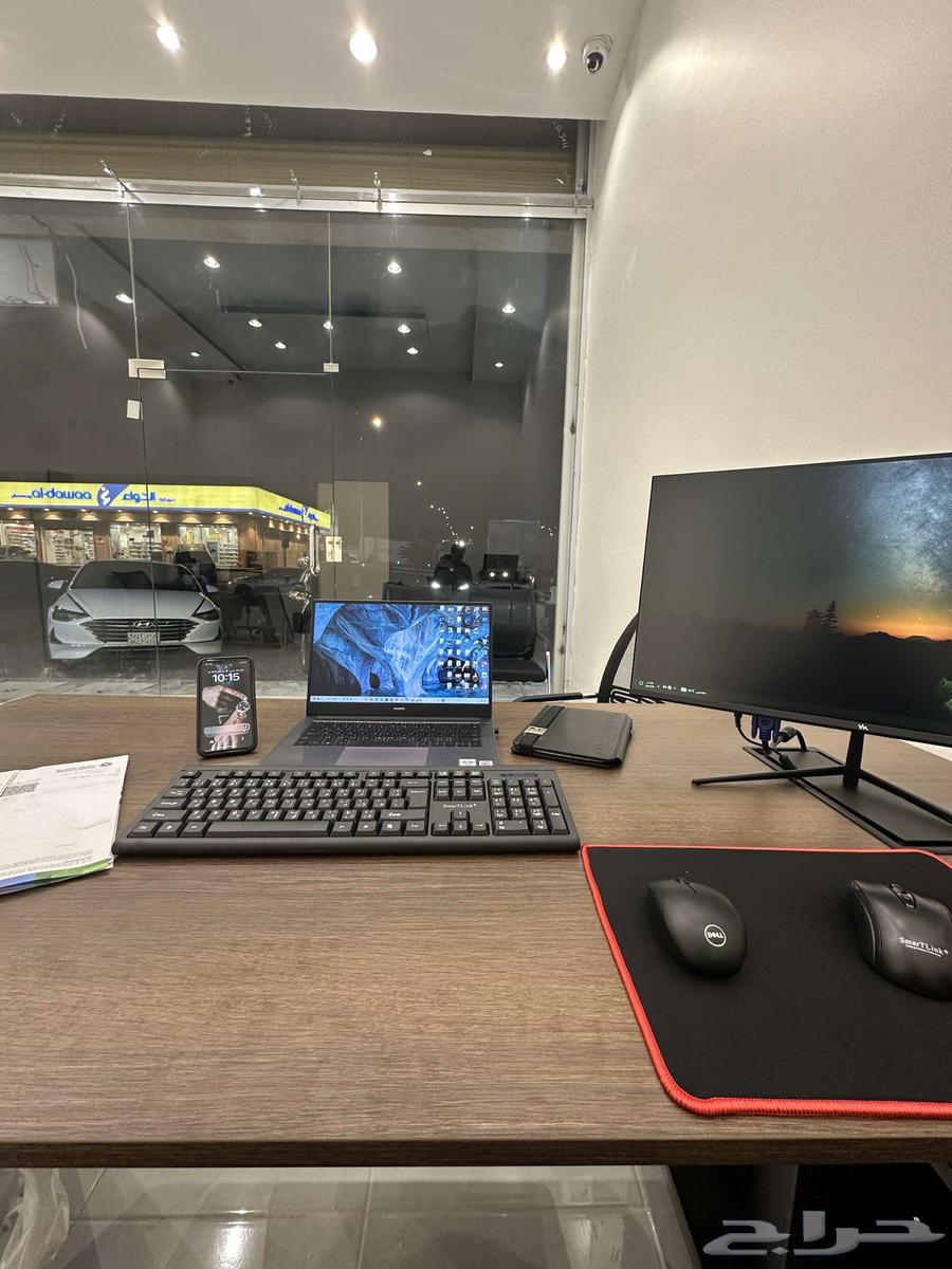 مكتب خدمات للتقبيل64582339819010110