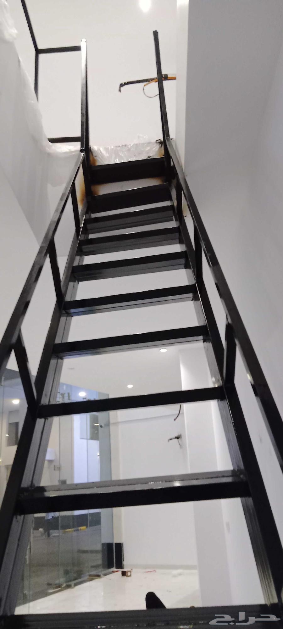 Master blacksmith welder for maintenance and all types of metalwork and repairs64572917937665114