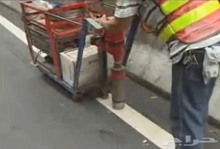 تركيب عيون القطط وعواكس الطرق64572967120771111