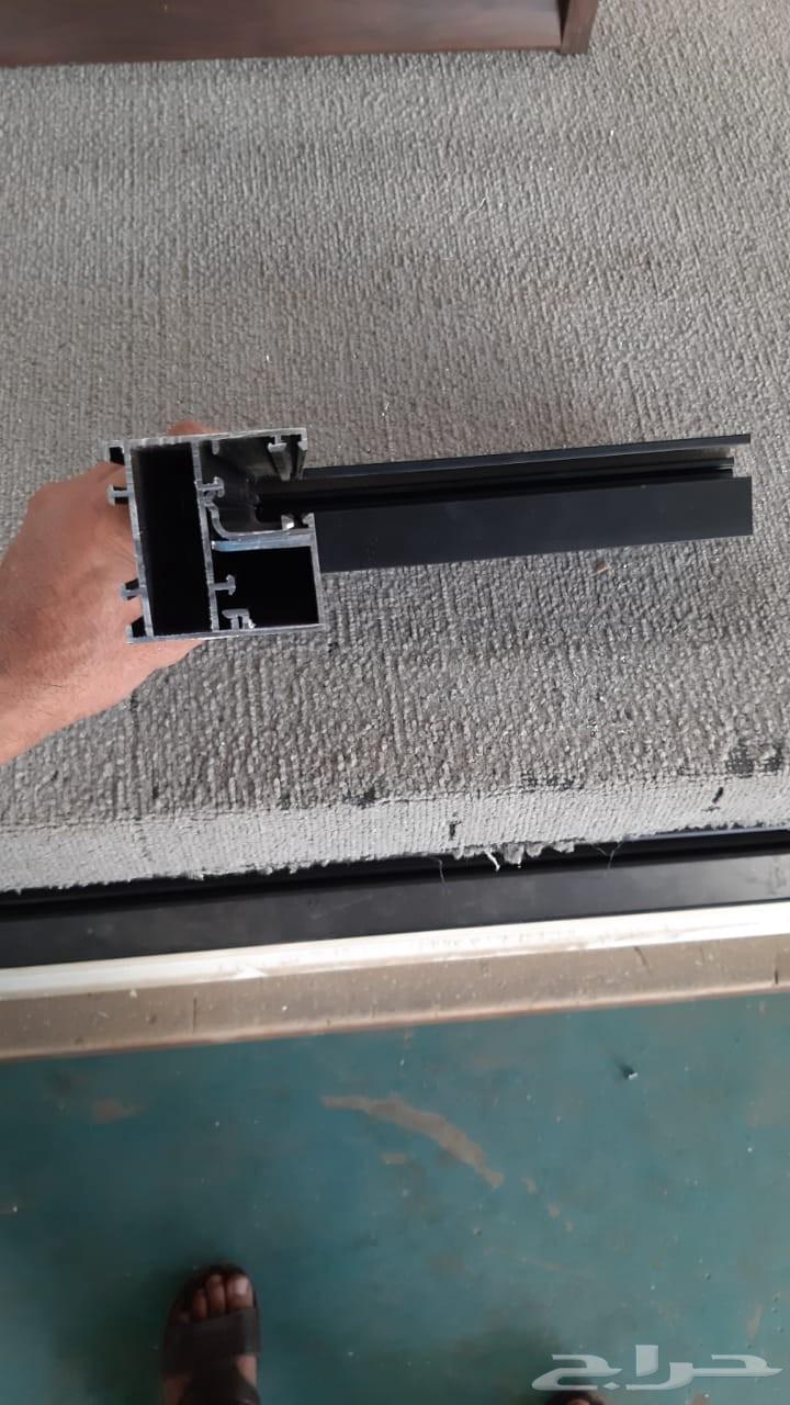 Aluminum window and shutter works execution64582580926722112