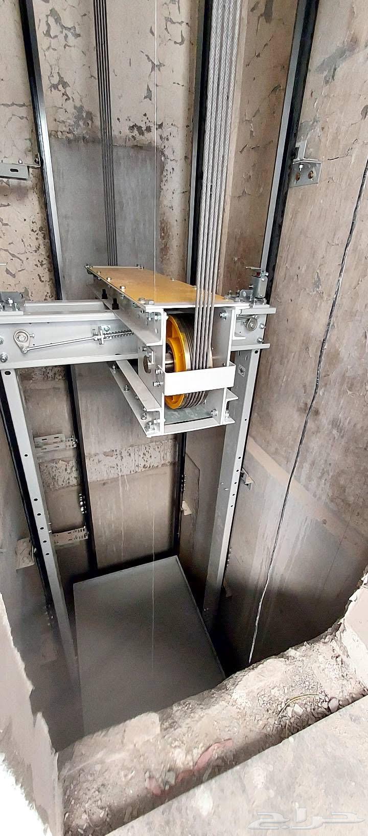 Maintenance and repair of programming faults in elevators and escalators64572934390915113