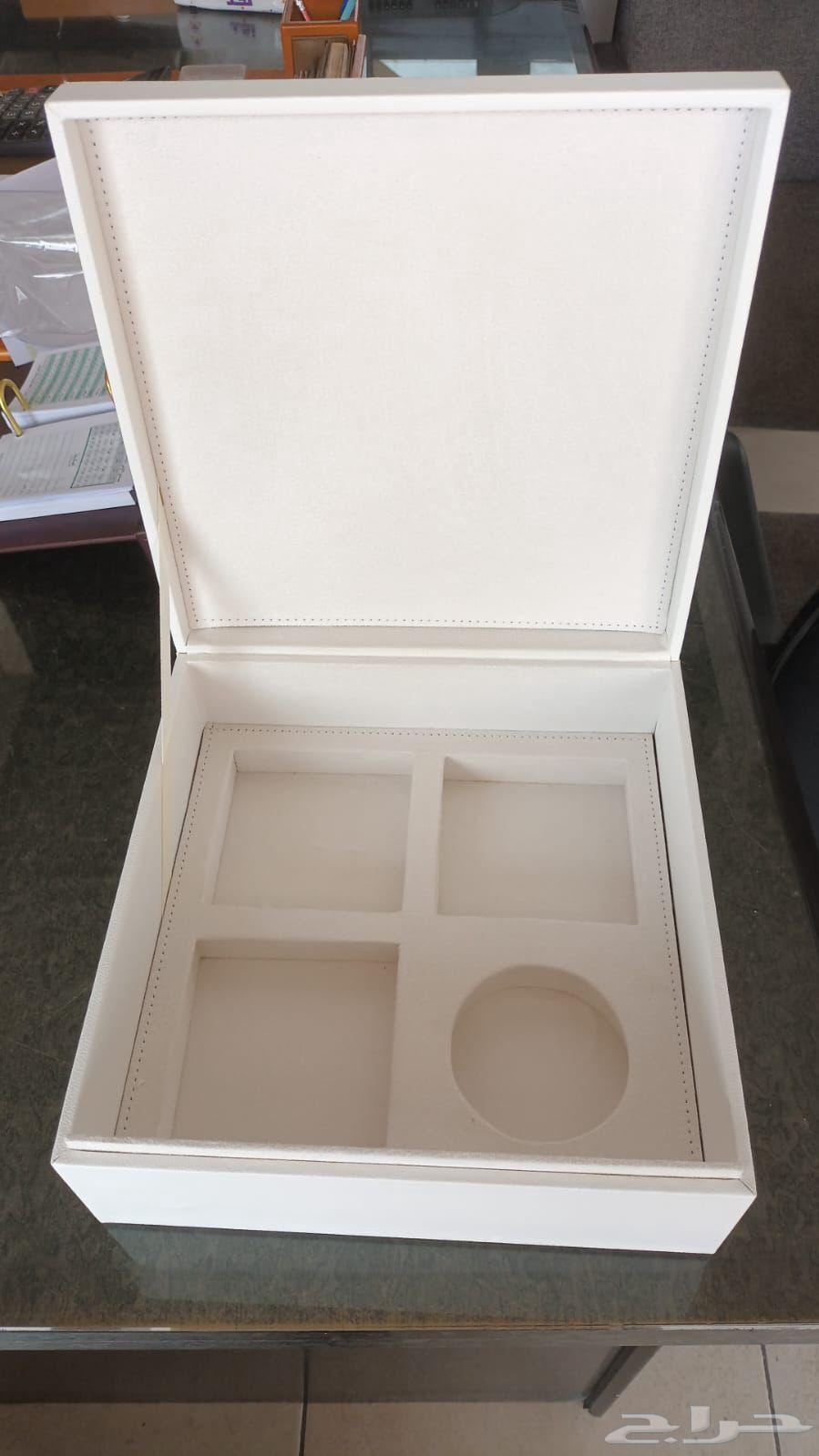 -تركيب ستيكر-بنر-مكعبات-رول اب لوحات مطاعم موقع مشاريع بانر64564046811521112