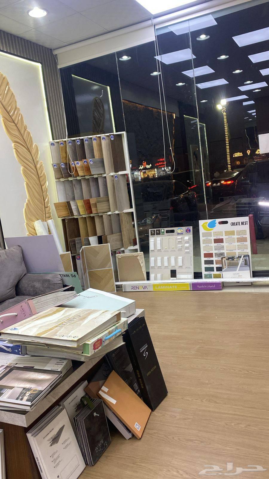 Decoration shop for sublease, 5 months remaining64582387270273112