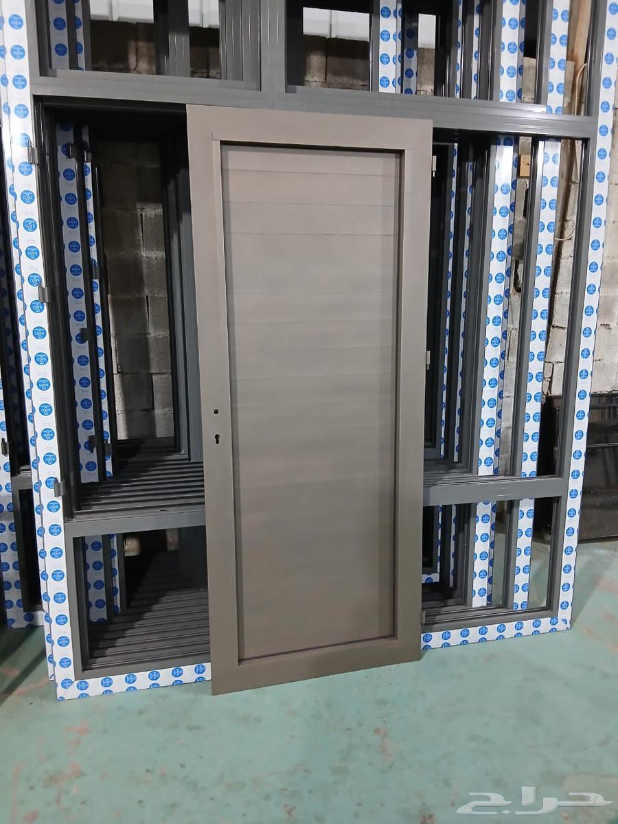 Aluminum window and shutter works execution64582580926722110