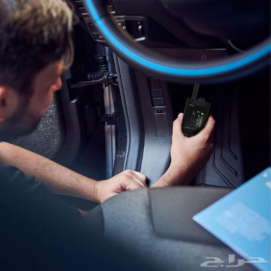 Installation of GPS tracking devices for small and large vehicles - dash cam64582724876289112