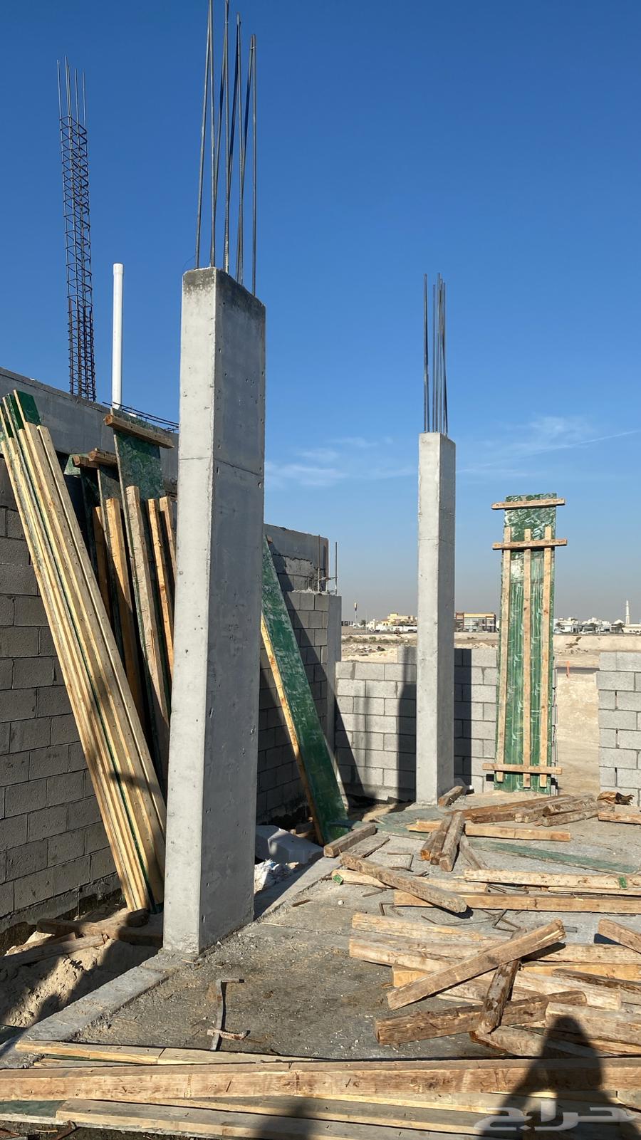 Contracting64582738877442113