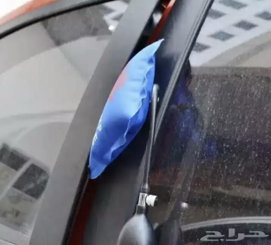 باب السياره مقفل64593974315009110