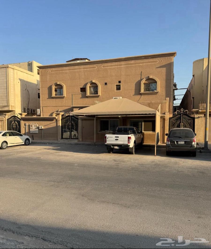 دور و شقتين للبيع حي الخالديه64589541247107110