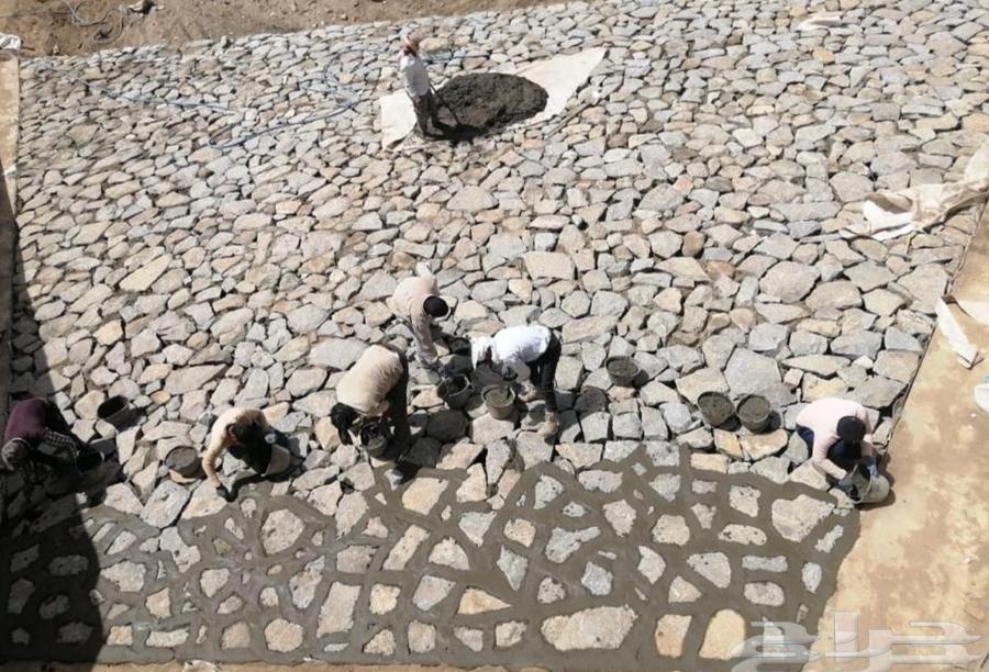 مقاول جميع انواع الحجر الربراب وتلابيس توريد وتركيب اتواصل و64589599574401112