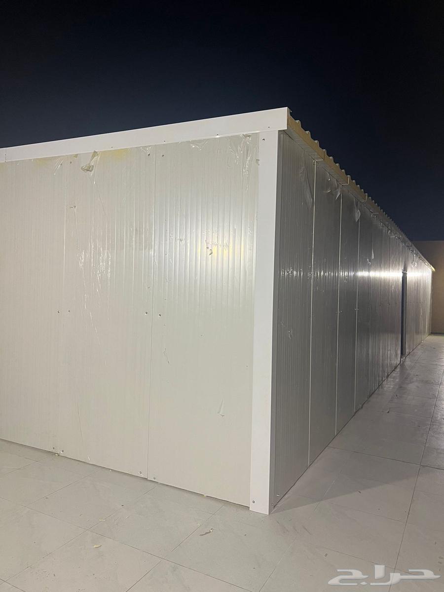 Installation of sandwich panel rooms and seating in pergolas64589527809665113