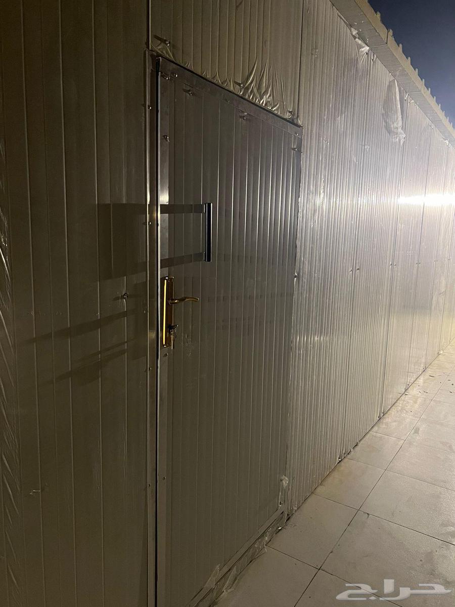 Installation of sandwich panel rooms and seating in pergolas64589527809665114