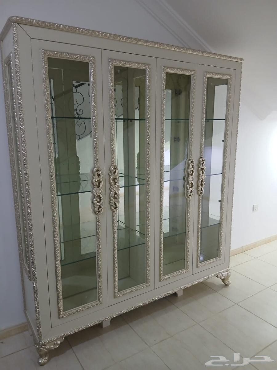 معلم تر يب دولاب وسرير64589685460610110