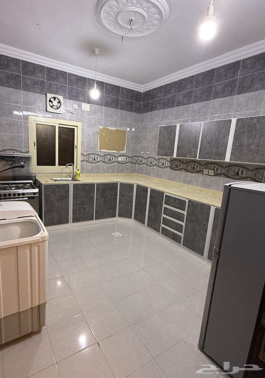 شقه مفروشه للإيجار رابغ64613251668611112