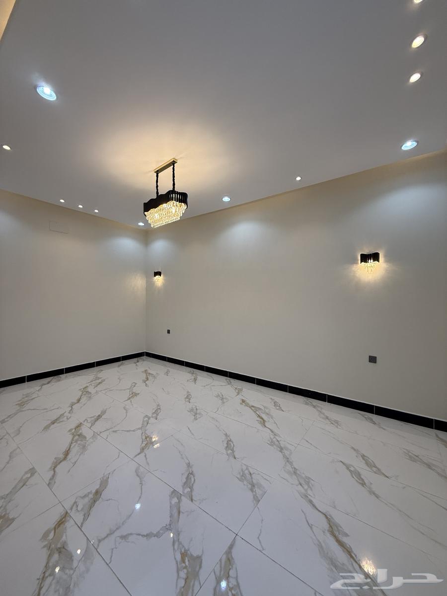 للبيع شقق ارضيه وعلويه بموقع مميز بشمال الخميس بسعر صيدة64589627452673114