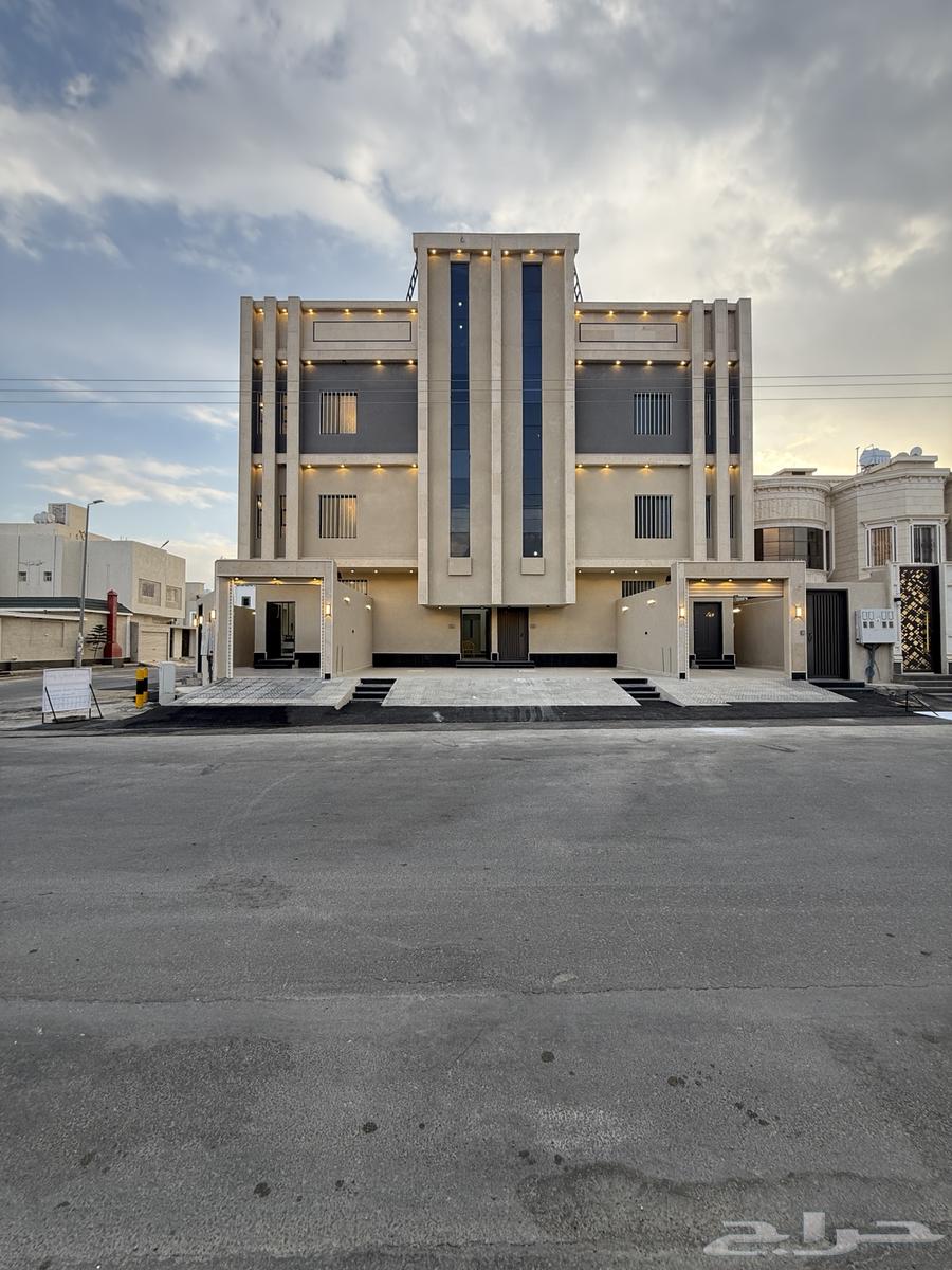 للبيع شقق ارضيه وعلويه بموقع مميز بشمال الخميس بسعر صيدة64589627452673111