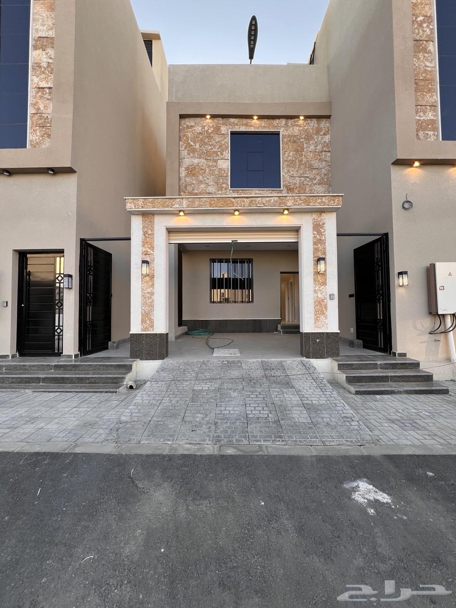 للبيع ادوار ارضيه طريق ابها الخميس بالقرب من مطار ابها64582453651075110